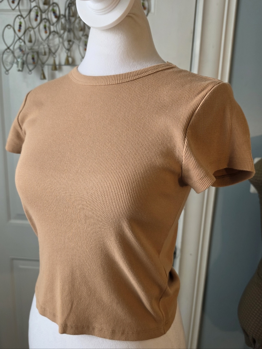 Anthropologie Maeve Short-Sleeve Ribbed Crop Top Womens M Cammel Minimalist Stre - Picture 2 of 11